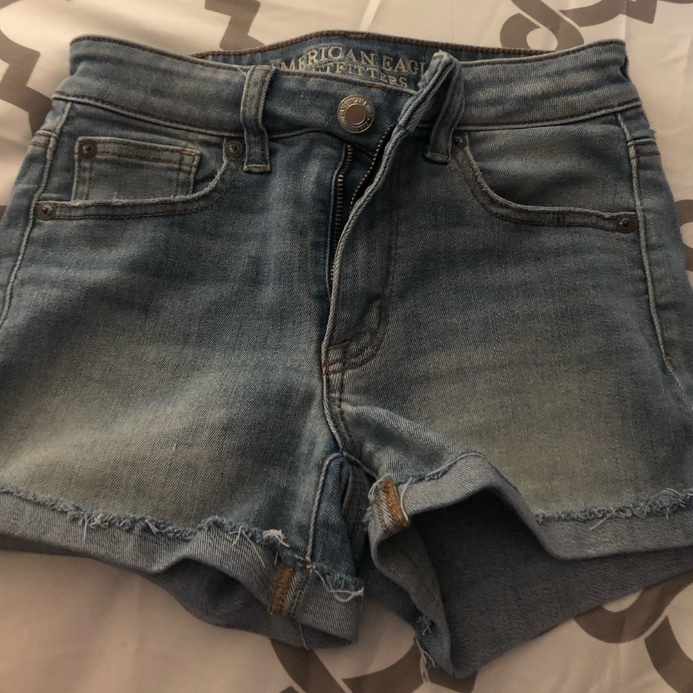 American Eagle High Rise Short